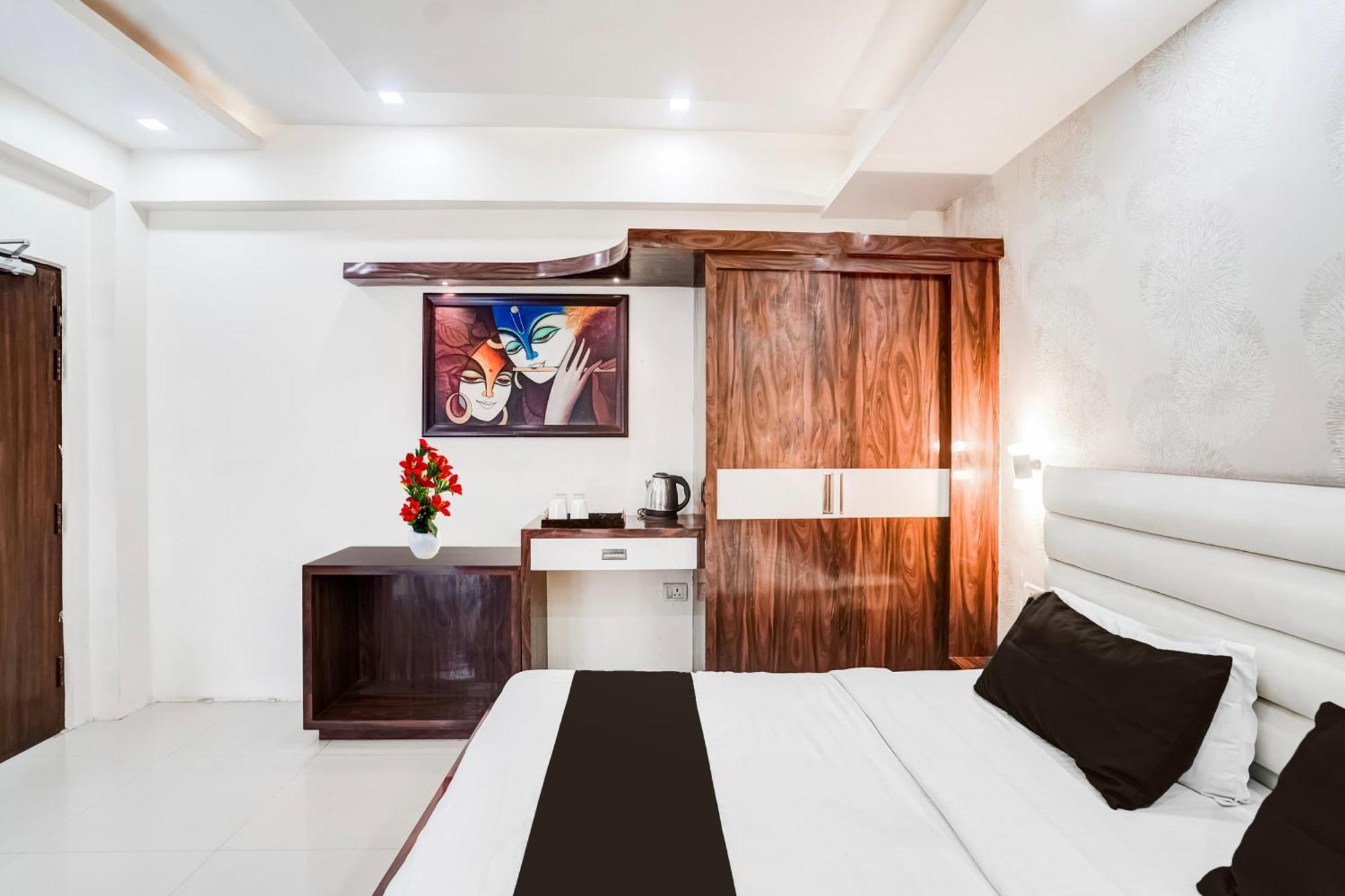 Bijnaur Super Hotel O Sgpgi מראה חיצוני תמונה