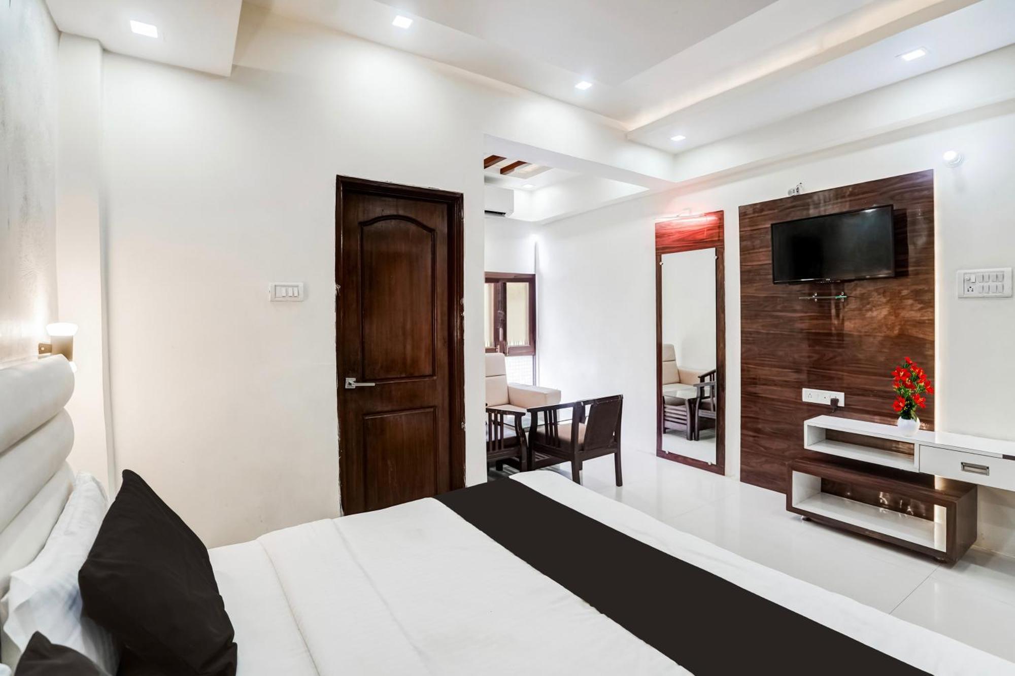 Bijnaur Super Hotel O Sgpgi מראה חיצוני תמונה